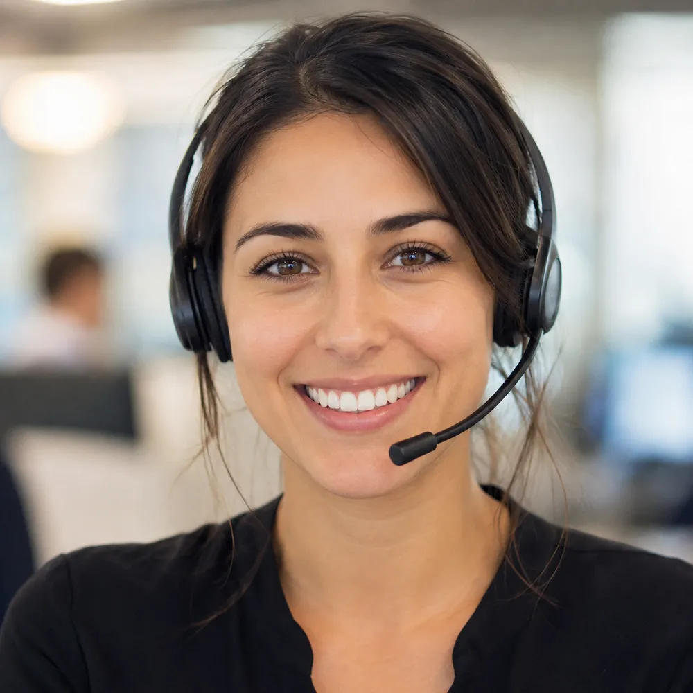 A team using ezCheckPrinting software for small businesses